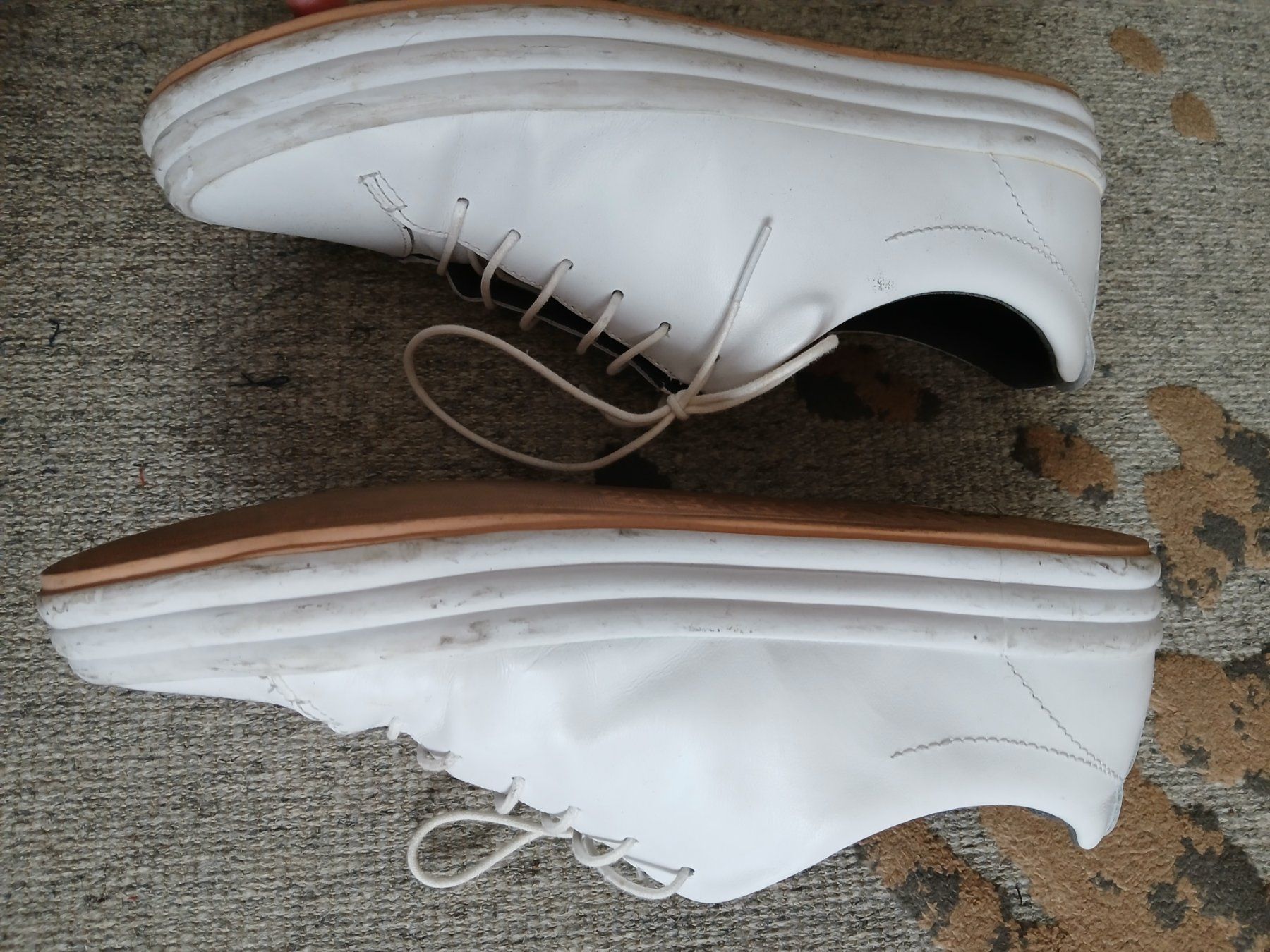 Camper Scarpe da donna: Camper Lederschuhe Gr 40 weiss – Usato da Zürich venduto da ast_8nph 2
