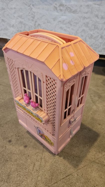 Casa delle bambole pieghevole Barbie (2010) (Gebraucht) in Melano für