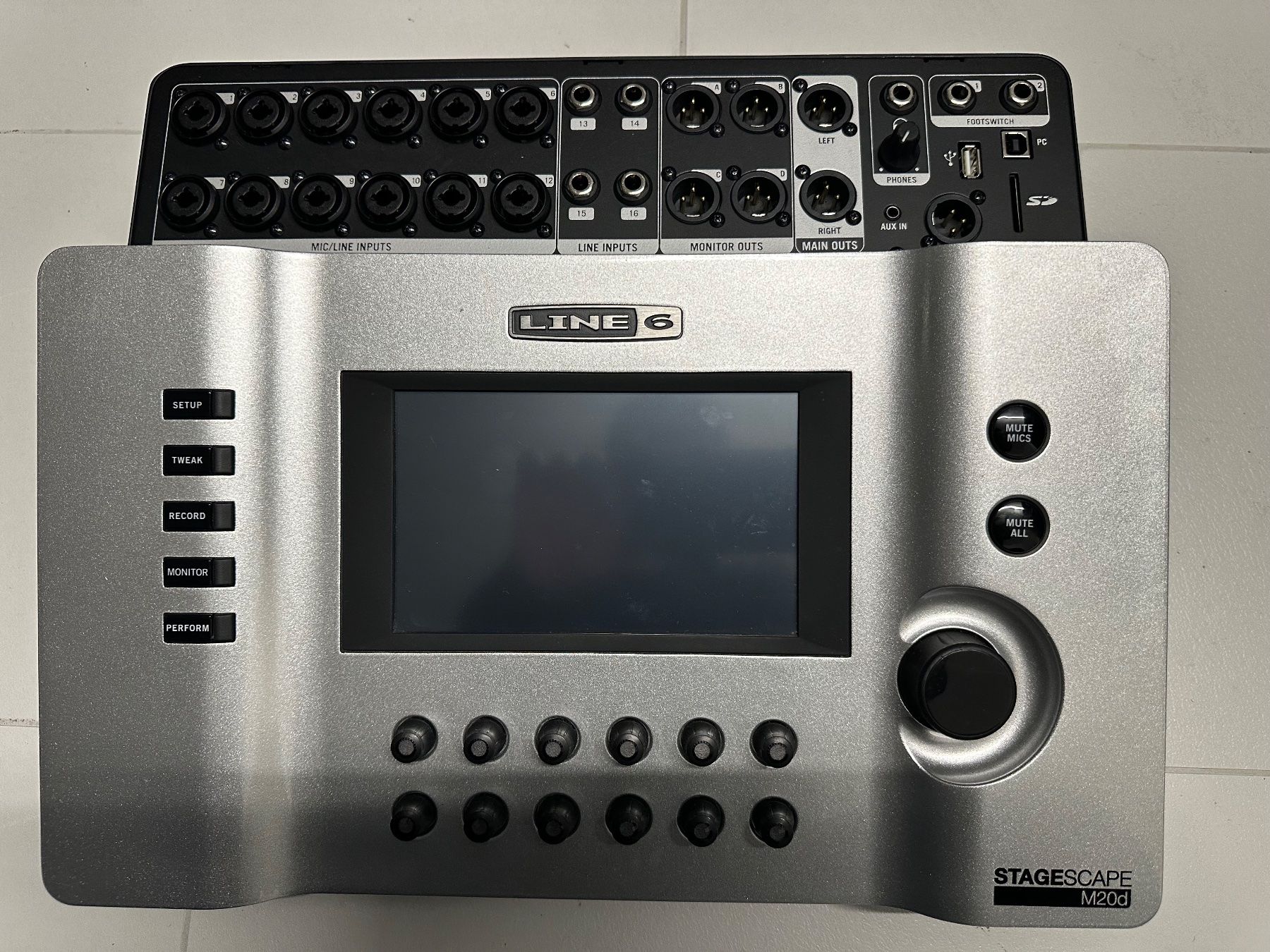 Line 6 Console di mixaggio: Line6 Stagescape M20d – Usato da Staufen venduto da NDV75