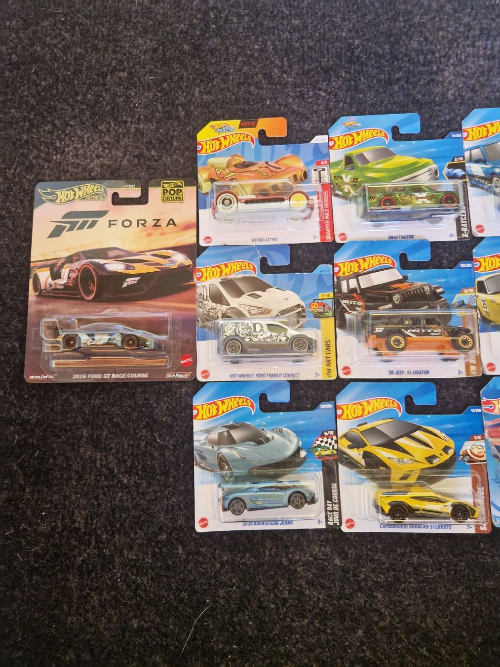Hot Wheels Modellini d'auto: Hotwheels Set 15 Stk. – Nuovo (secondo la descrizione) da Arni AG venduto da Lea_Sahli 1