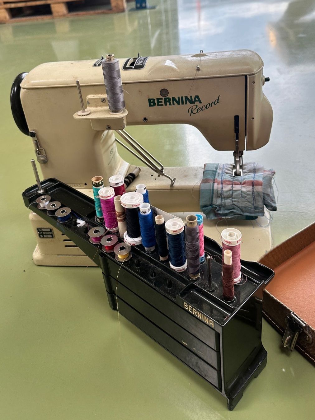 Bernina Nähmaschinen: Bernina Record 530 – Gebraucht aus Regensdorf von Powershift2 1