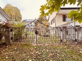 Eisentor, Handgeschmiedet