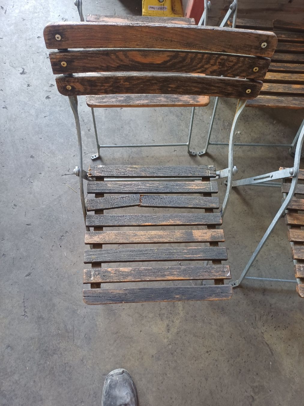 Chaises: Gartenstühle Klappbar 10 Stk.  – Défectueux à Wangenried par Recycler94 1