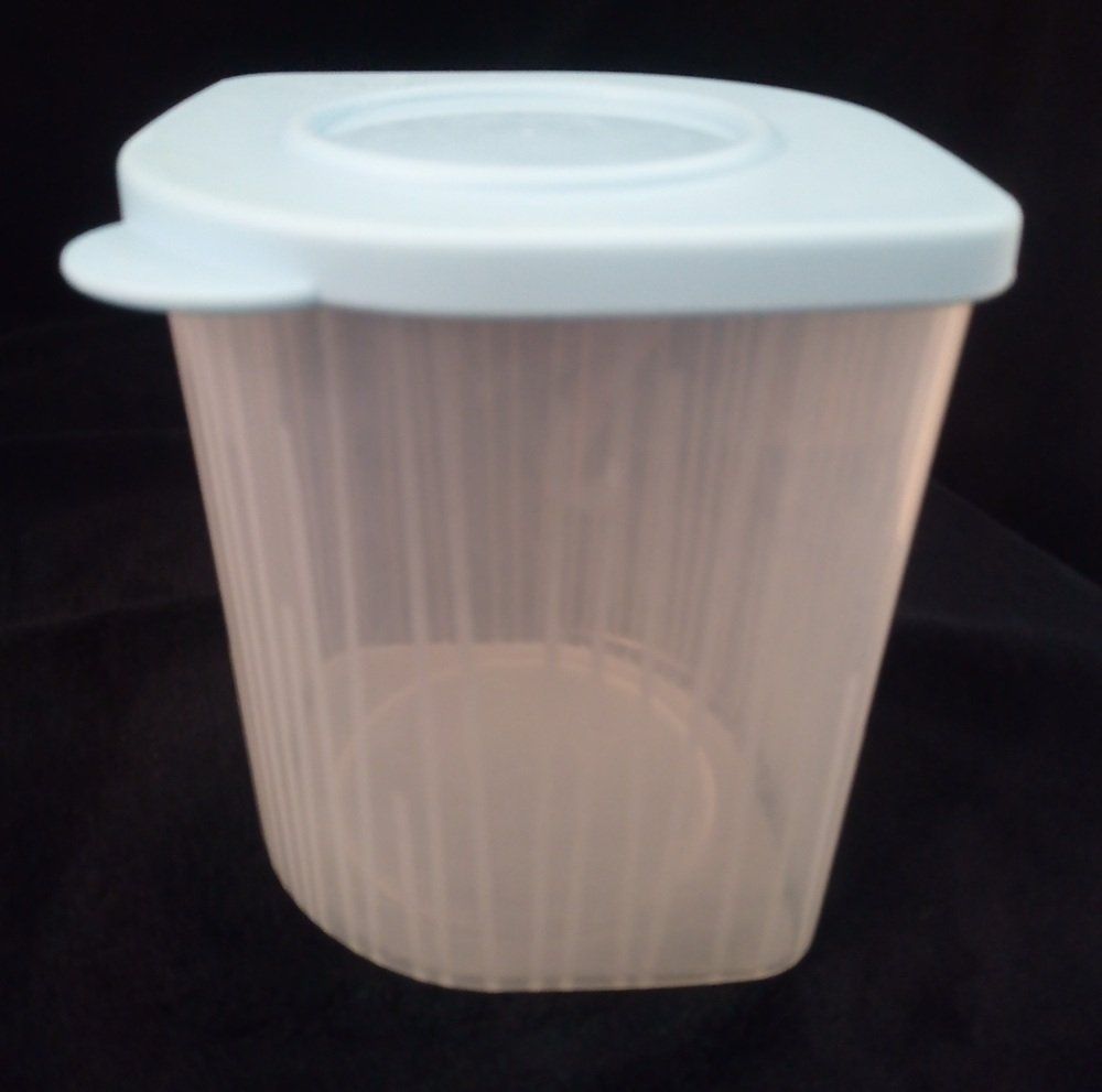 Tupperware Contenitori & Simili: TUPPERWARE 13-teiliges Vorratsdosen-Set in 3 Grössen – Usato da Werdenberg venduto da EXA-Secondhand 4