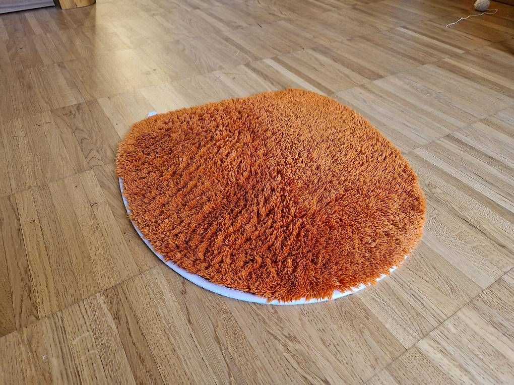 Teppiche: Badezimmerteppich orange mittelflor – Gebraucht aus Winterthur von Kanedama 3