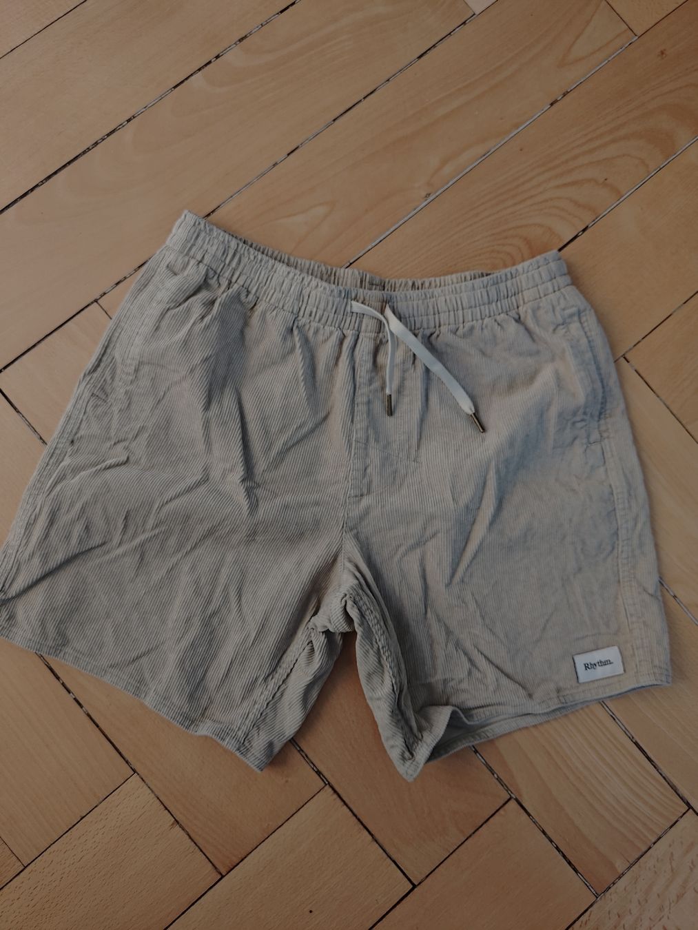 Pantaloni: Shorts Marke Rythm – Usato da Bern venduto da hurley91