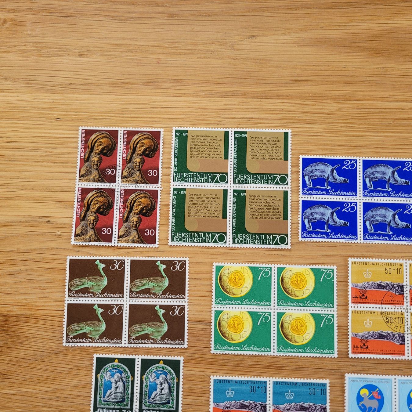 Alle Briefmarken: Timbres Block de 4 Liechtenstein – Gebraucht aus Biel/Bienne von Destockweb 1