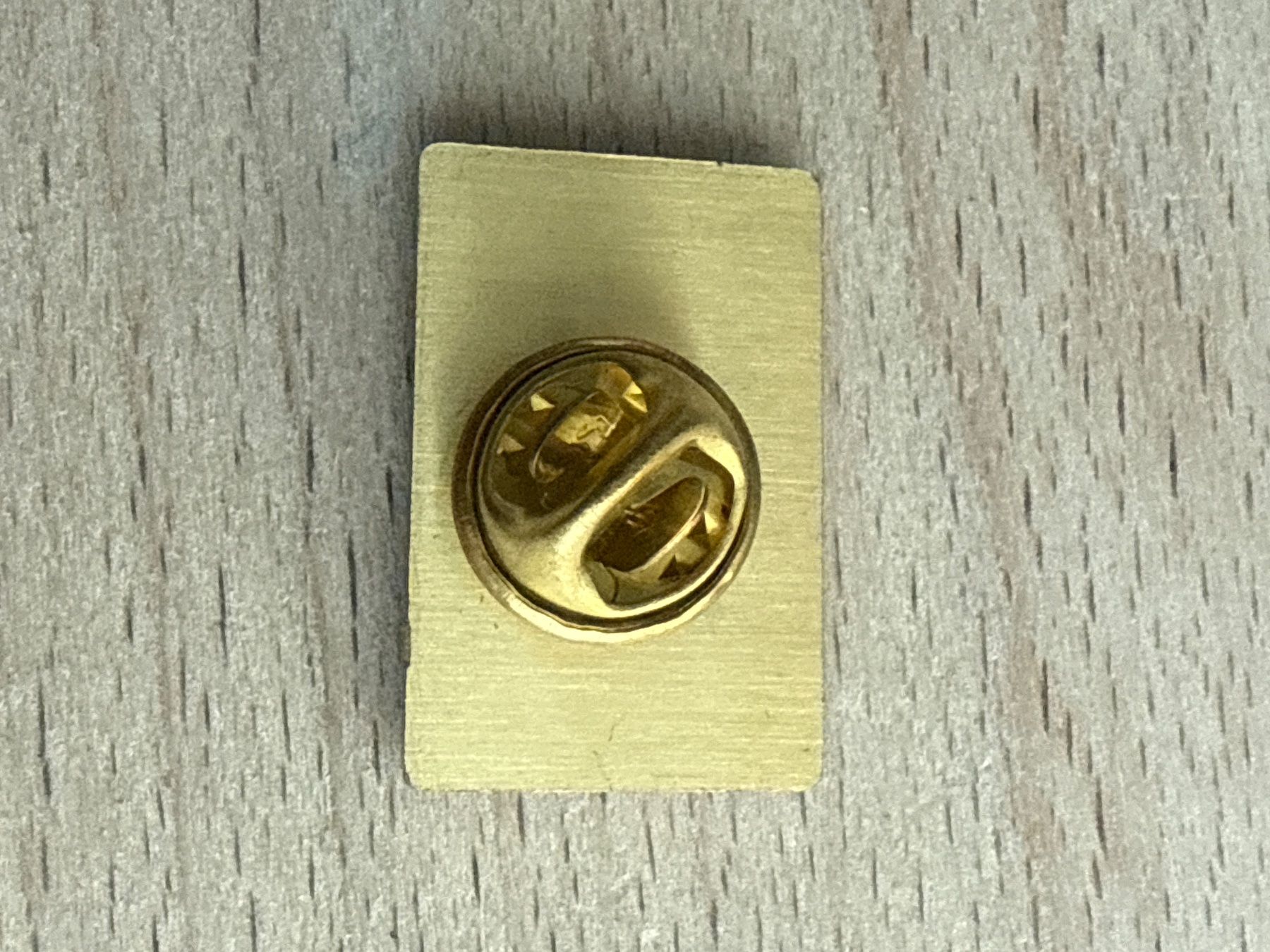 Placchette & Badge: Pin Cuatro Bier – Usato da Glattbrugg venduto da Schweigmatt 1