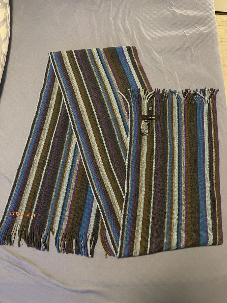 Sciarpe: Ted Baker stripe wool scarf for men – Usato da Stäfa venduto da sun_979v 1