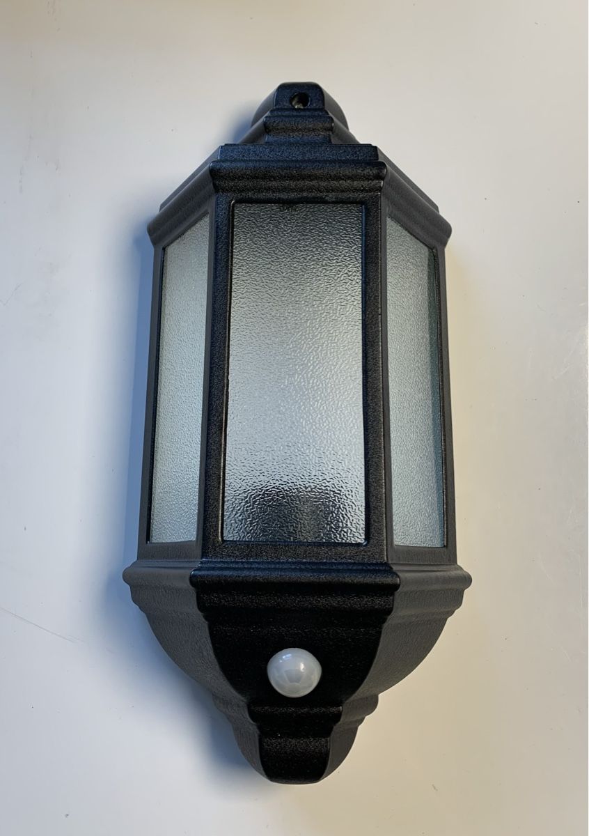 Lampade: Wandlampe E27 mit Bewegungsmelder – Nuovo e nell'imballaggio originale da Wallisellen venduto da kingschair
