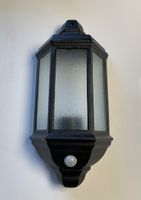 Wandlampe E27 mit Bewegungsmelder