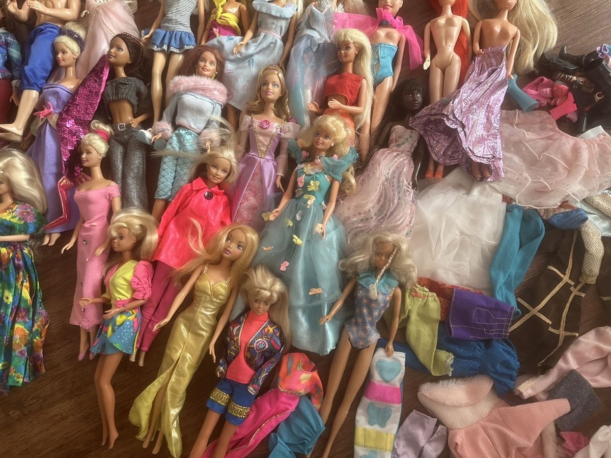 Poupées: Barbies  – D'occasion à Herbriggen par Sehrazade 7