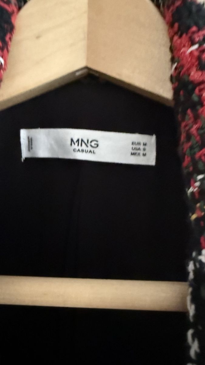 Mango Jacken: Mango Tweed Blazer/ Große M – Gebraucht aus Sevelen von ann_f687 1