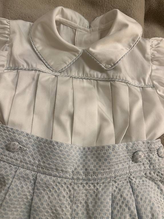 Lotti & Set di vestiti: Ensemble d'été Baby Dior  – Usato da Versoix venduto da jen_k2qv 2
