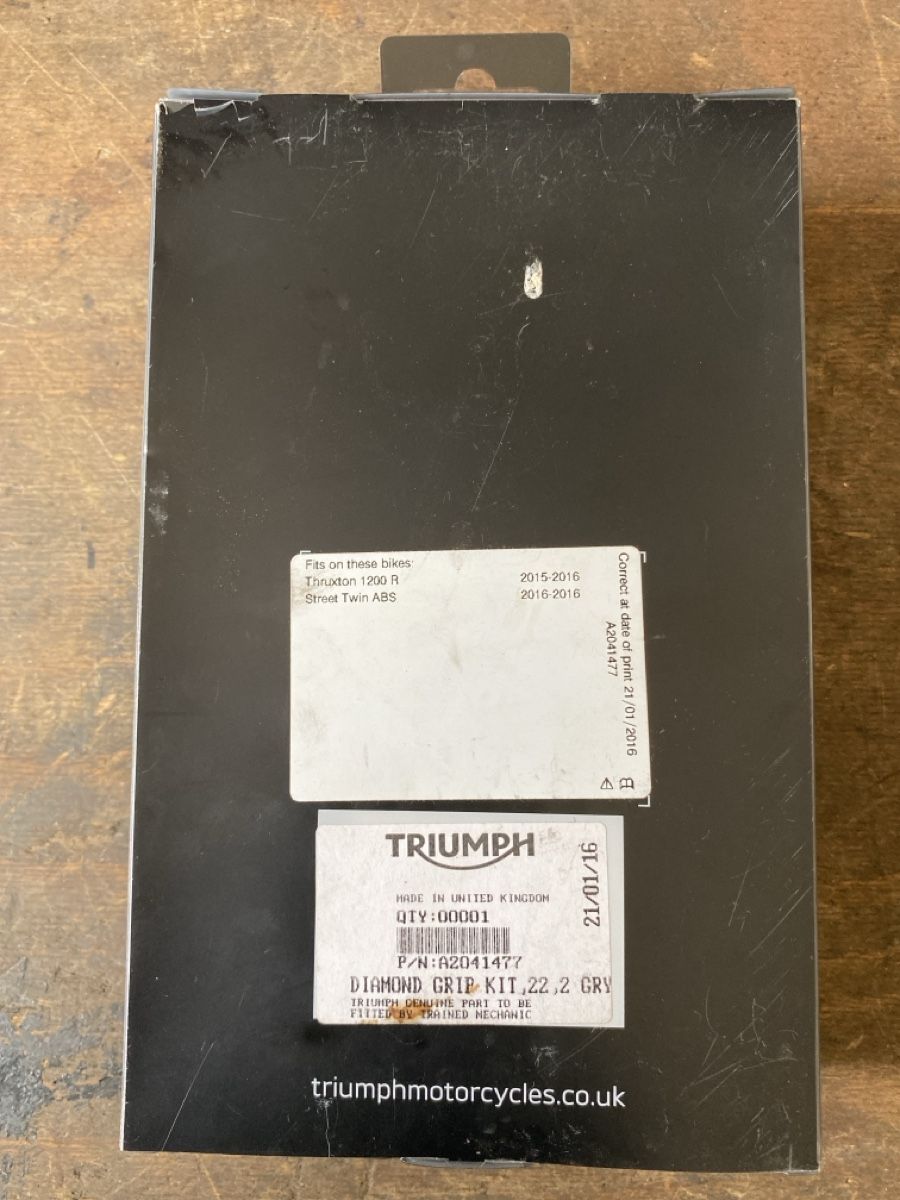 Triumph Tutti i ricambio per moto: Triumph Motorrad Griffe  – Nuovo (secondo la descrizione) da Zürich venduto da alt-eisen 1