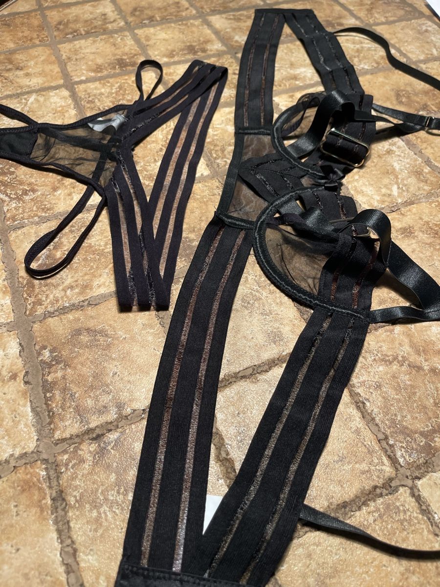 Altra biancheria intima: Completo intimo nero, trasparente e seducente. M/L-Nuovo! – Nuovo e nell'imballaggio originale da Locarno venduto da Fixed8 5