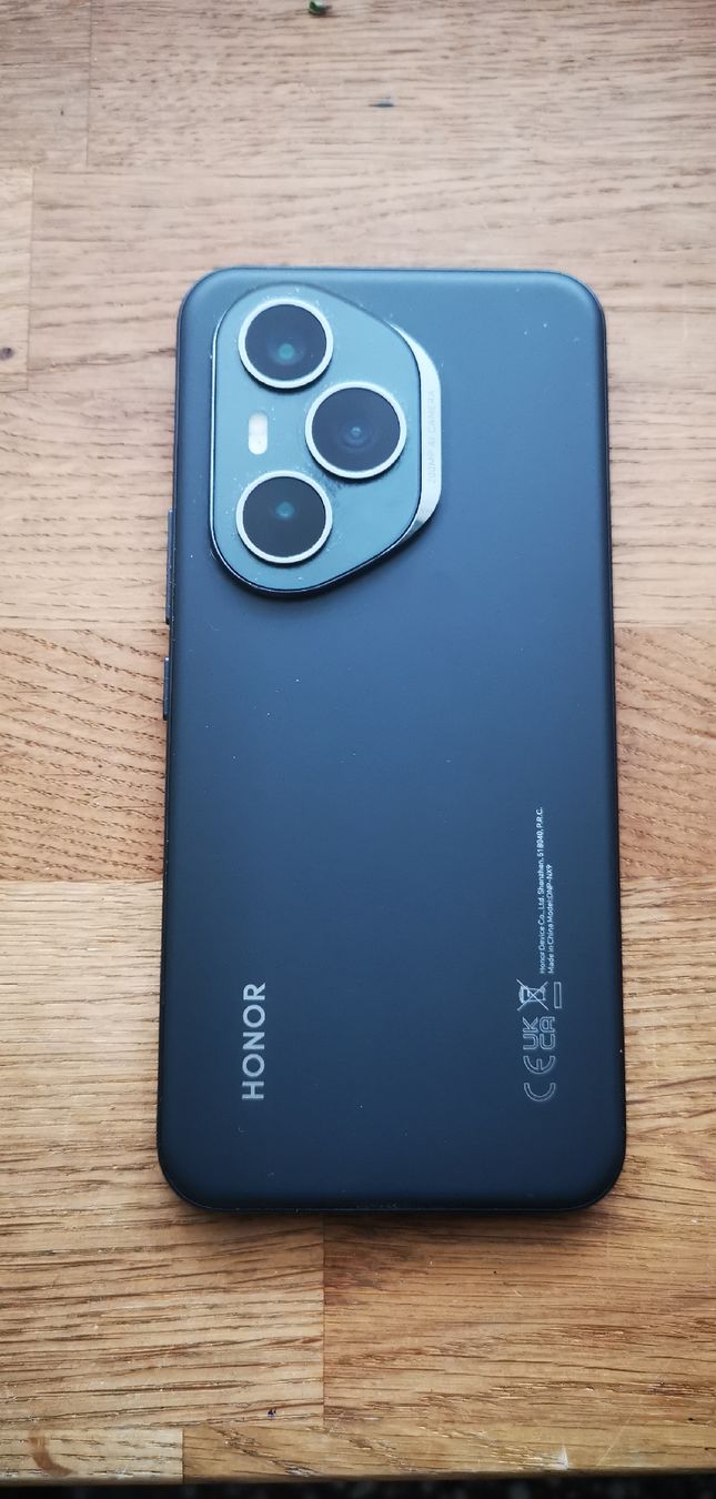 Honor Telefoni cellulari / Smartphones: HONOR 400 PRO  – Nuovo (secondo la descrizione) da Pratteln venduto da Darnel707