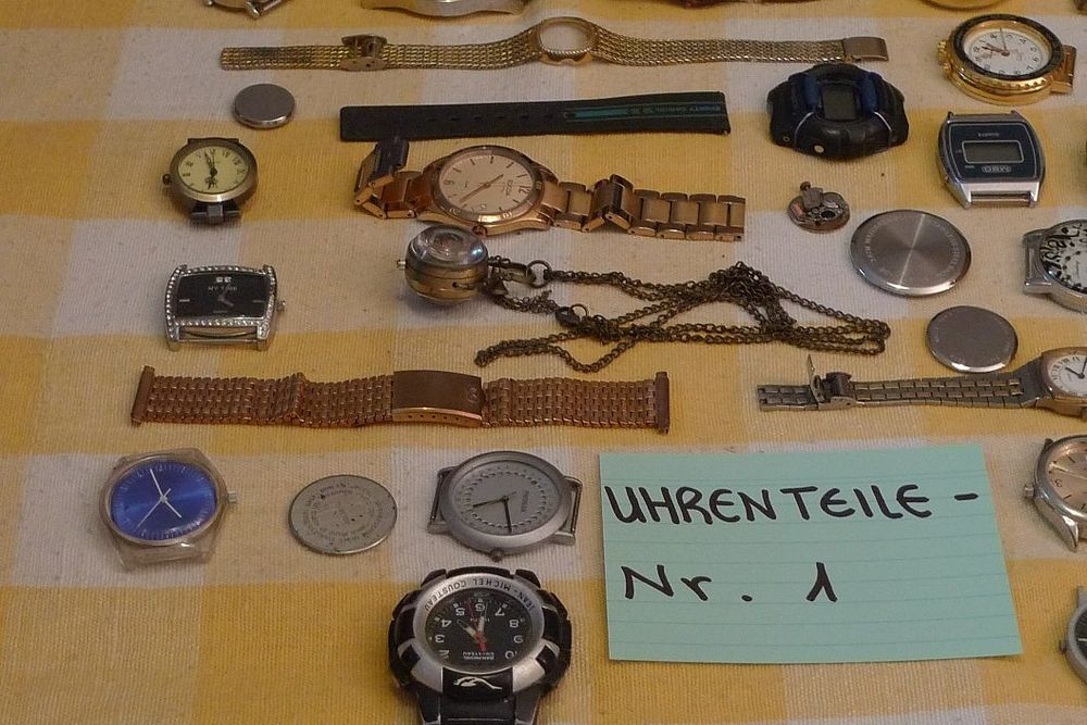 Orologi: UHRENTEILE-NR.1 – Difettoso da Bern venduto da bn1640 3