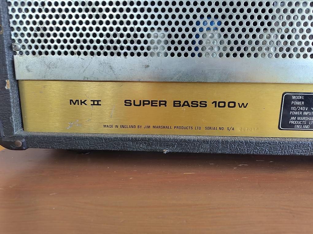 Amplificatori: Marshall JCM800 Bass Amp Head – Usato da Zürich venduto da silvanstamm 1