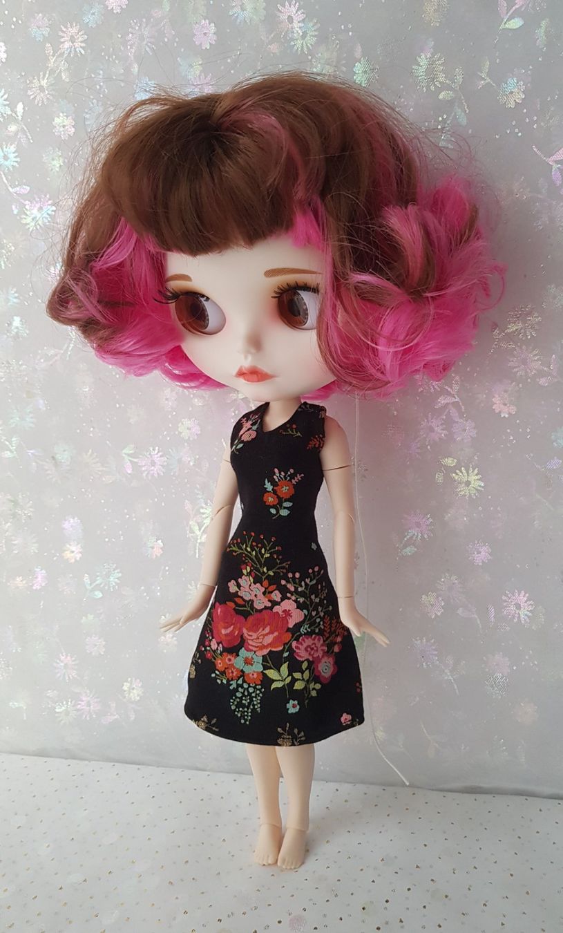Bambole: Blythe Kleid – Nuovo (secondo la descrizione) da Lachen SZ venduto da Sakura4hime 1
