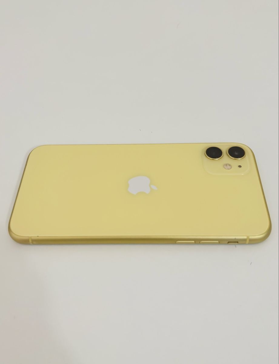 Apple Telefoni cellulari / Smartphones: Apple iPhone 11 128GB Yellow – Usato da Le Grand-Saconnex venduto da mat_579j 3