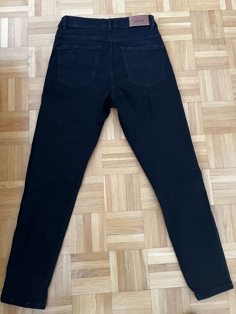 Sezane Jeans: Sezane, Jean noir, Taille 36 – Nuovo (secondo la descrizione) da Neuchâtel venduto da Fredoue 2