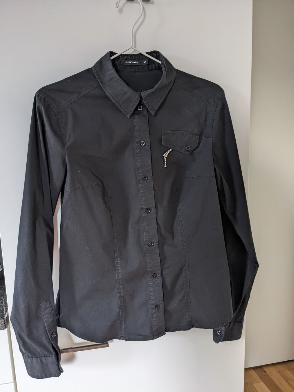 Camicette: Schwarzes Hemd Bluse Gr. 36 / 38 / M – Usato da Lostorf venduto da Inga_r