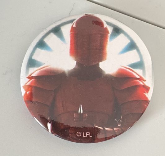 Broches & Aiguilles: Star Wars Plakette – Neuf avec emballage d'origine à Wagenhausen par M.Sieg