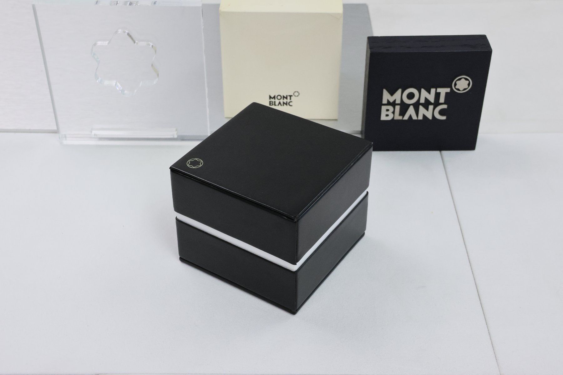 Montblanc Schmuckkästen: NEU - MONTBLANC original komplexes edles Leder-Schmuckbox – Neu und originalverpackt aus Kilchberg ZH von Luxury-Goods-CH 7