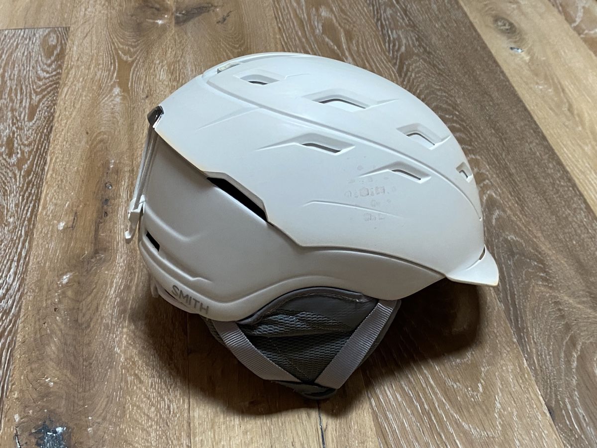 Smith Optic Caschi: Great white SMITH ski helmet. 55-59cms – Usato da Grund b. Gstaad venduto da PlageNeige 4