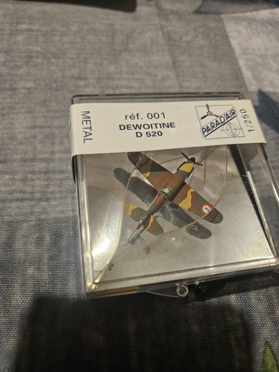 Avion Militaire En Métal Moulé – échelle 1:48, édition Limitée, Argenté, WW2