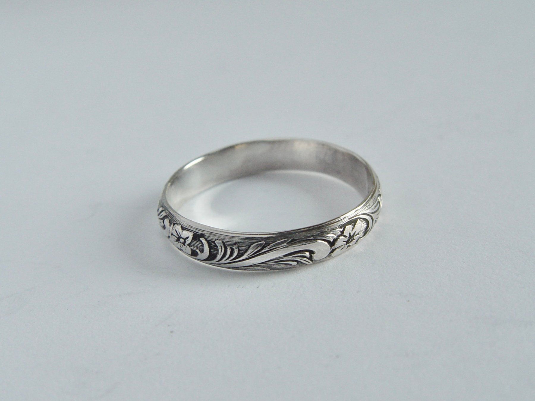Anelli: Silber Ring mit Blumen Muster, Silber 925 – Usato da Henggart venduto da gernli 1