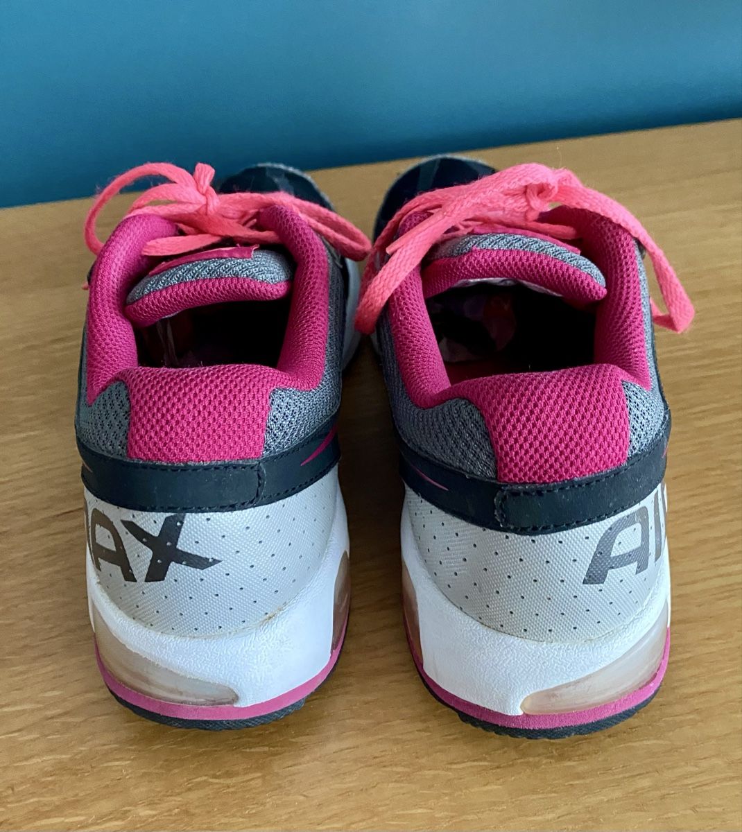 Nike Scarpe da donna: Nike Air Max Run Lite 4, taille 40.5 – Usato da Lausanne venduto da Vracorama 2
