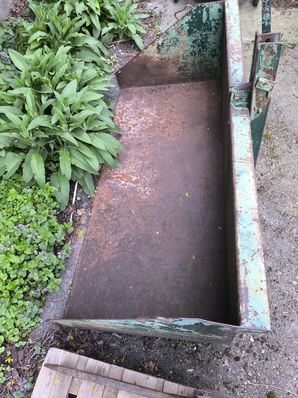 Accessori Trattori &Veicoli agricoli: Kippschaufel – Usato da Mettmenstetten venduto da Alp1983 2