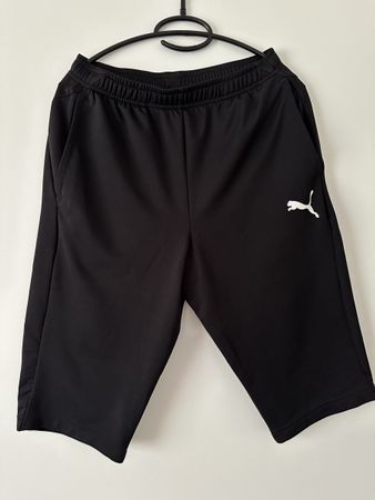 Puma Sporthose kurz schwarz, Gr. S