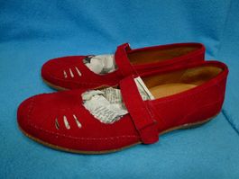 TERVOLINA FLACHE SCHUHE KLETTVERSCHLUSS LEDER GR 40 NEU ROT
