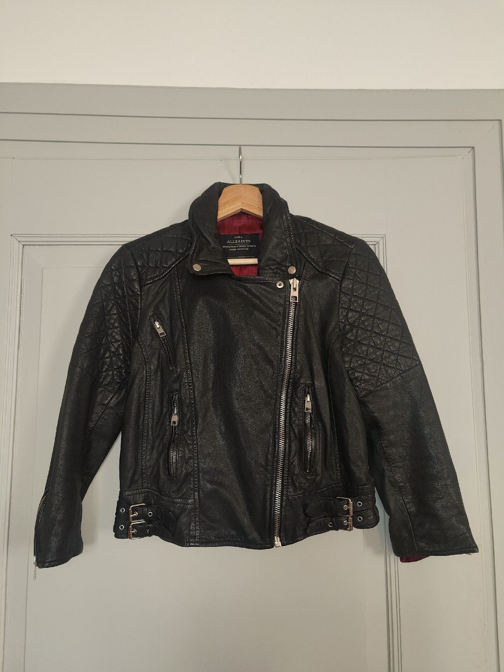 Allsaints Giacche: kurze Lederjacke von All Saints - US 10 – Usato da Schaffhausen venduto da fraeuleinstyle 1
