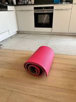 Tapis de yoga ou de sport rose vif