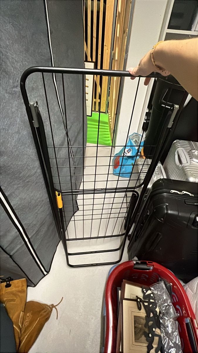 Stenditoi: Kleiderstander / Wäsche-Rack – Usato da ZÜRICH venduto da anvilactual