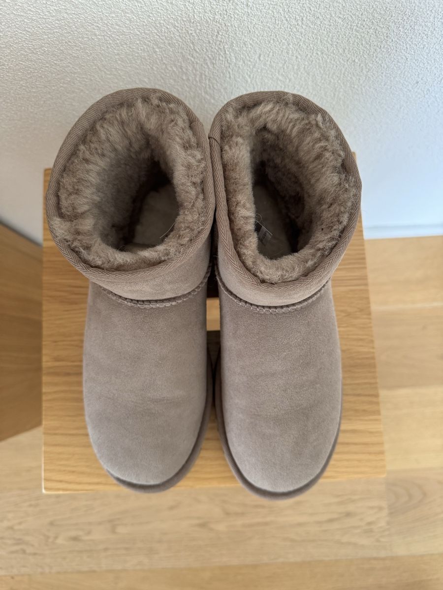 Ugg Scarpe da uomo: UGG Classic Mini II Caribou EU 38 – Nuovo (secondo la descrizione) da Zürich venduto da sel_w5sd 4