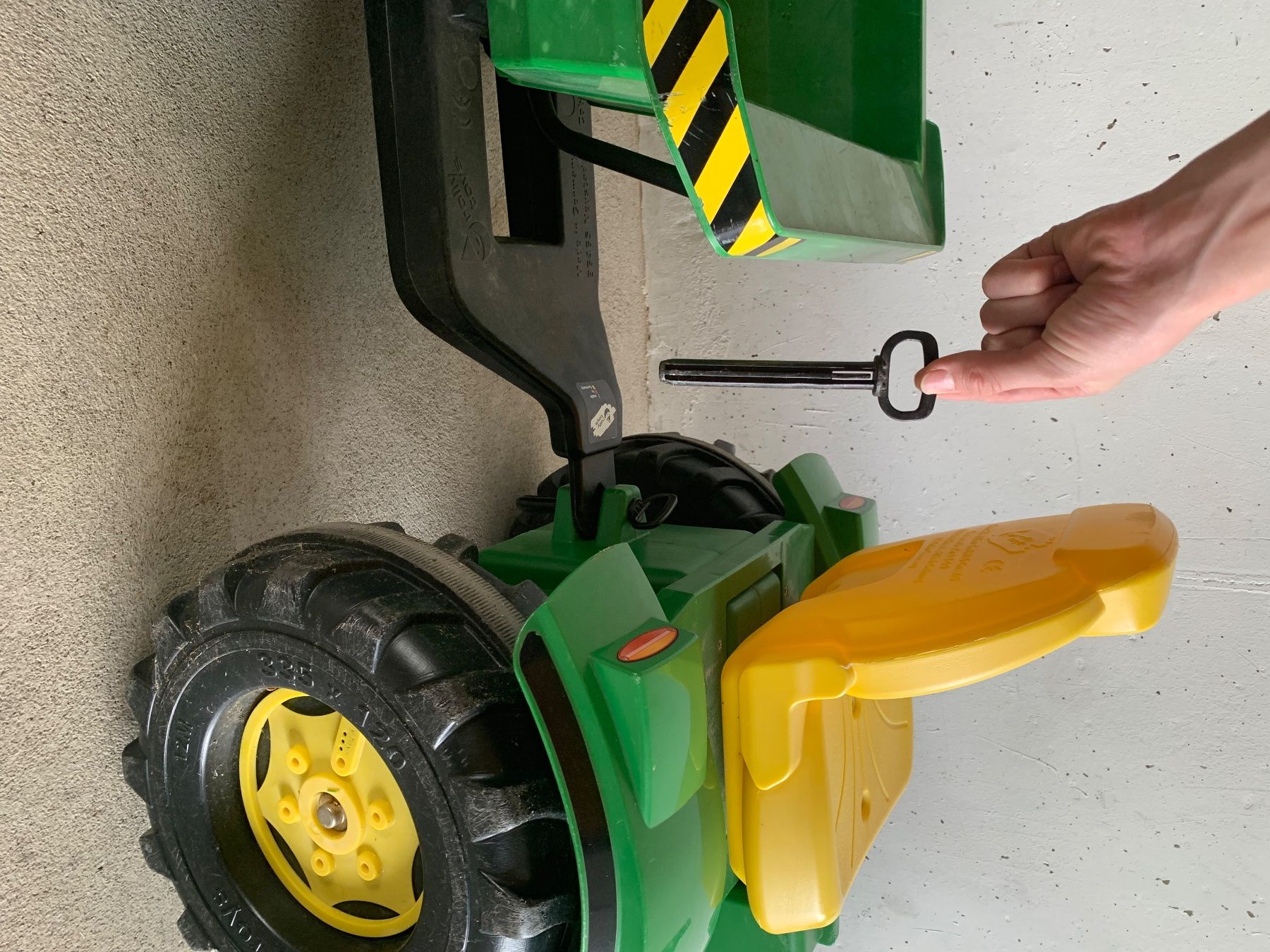 John Deere Véhicules pour enfants: Trettraktor John Deere – D'occasion à Hirschthal par Susi811 4