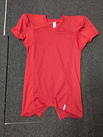 Rotes American Football Shirt von Decathlon / Kipsta Gr. M