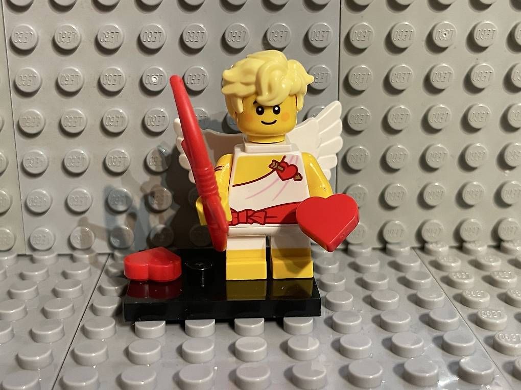 Lego Kit di costruzioni: Lego Minifigure Series - ID 71048, #9 2 – Usato da Giebenach venduto da Flaz78