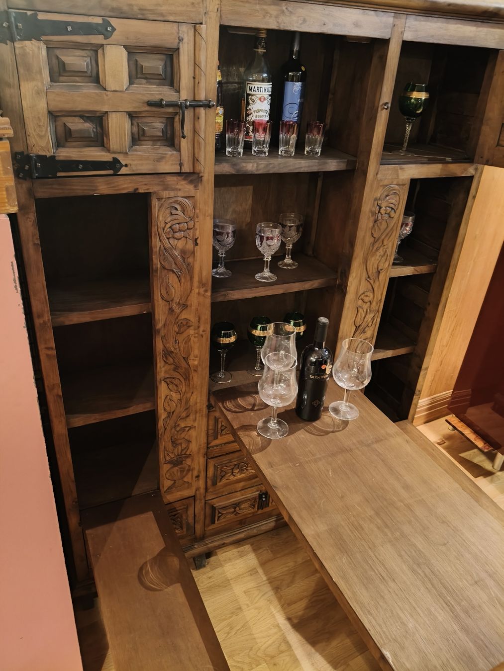 Schränke: Schrank, 1890er Spanien Bär – Gebraucht aus Zwingen von inf_2blh 7