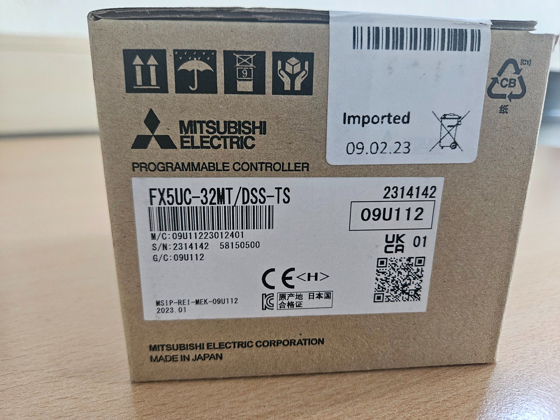 Mitsubishi Componenti elettronici: FX5UC-32MT/DSS-TS Mitsubishi Grundgerät – Nuovo e nell'imballaggio originale da Bösingen venduto da TheRoundOne