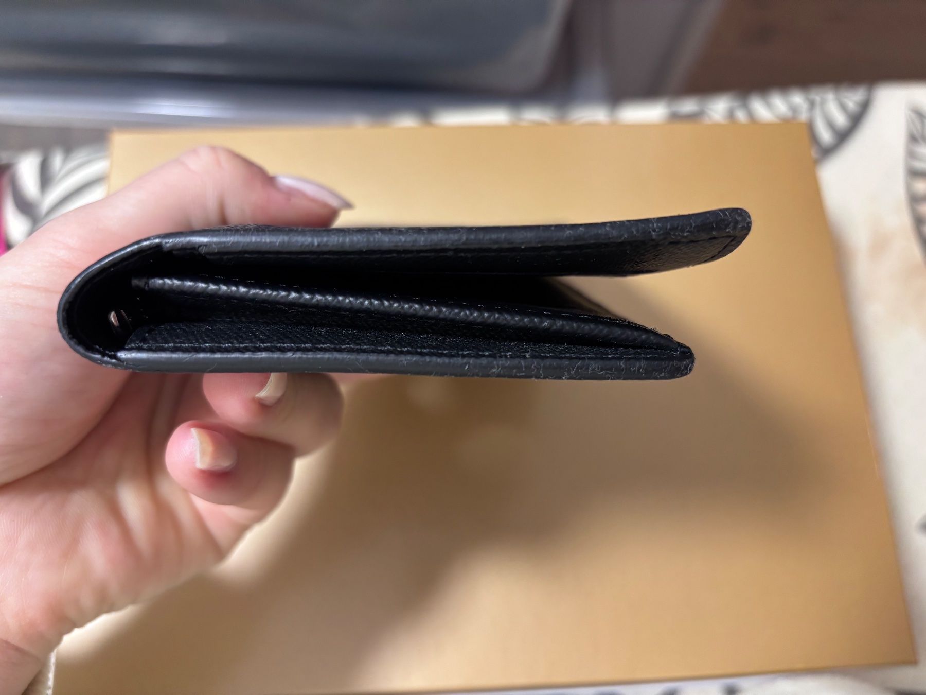 Louis Vuitton Portafogli: Louis Vuitton Brazza Geldbörse – Usato da Wetzikon ZH venduto da Deba26 4