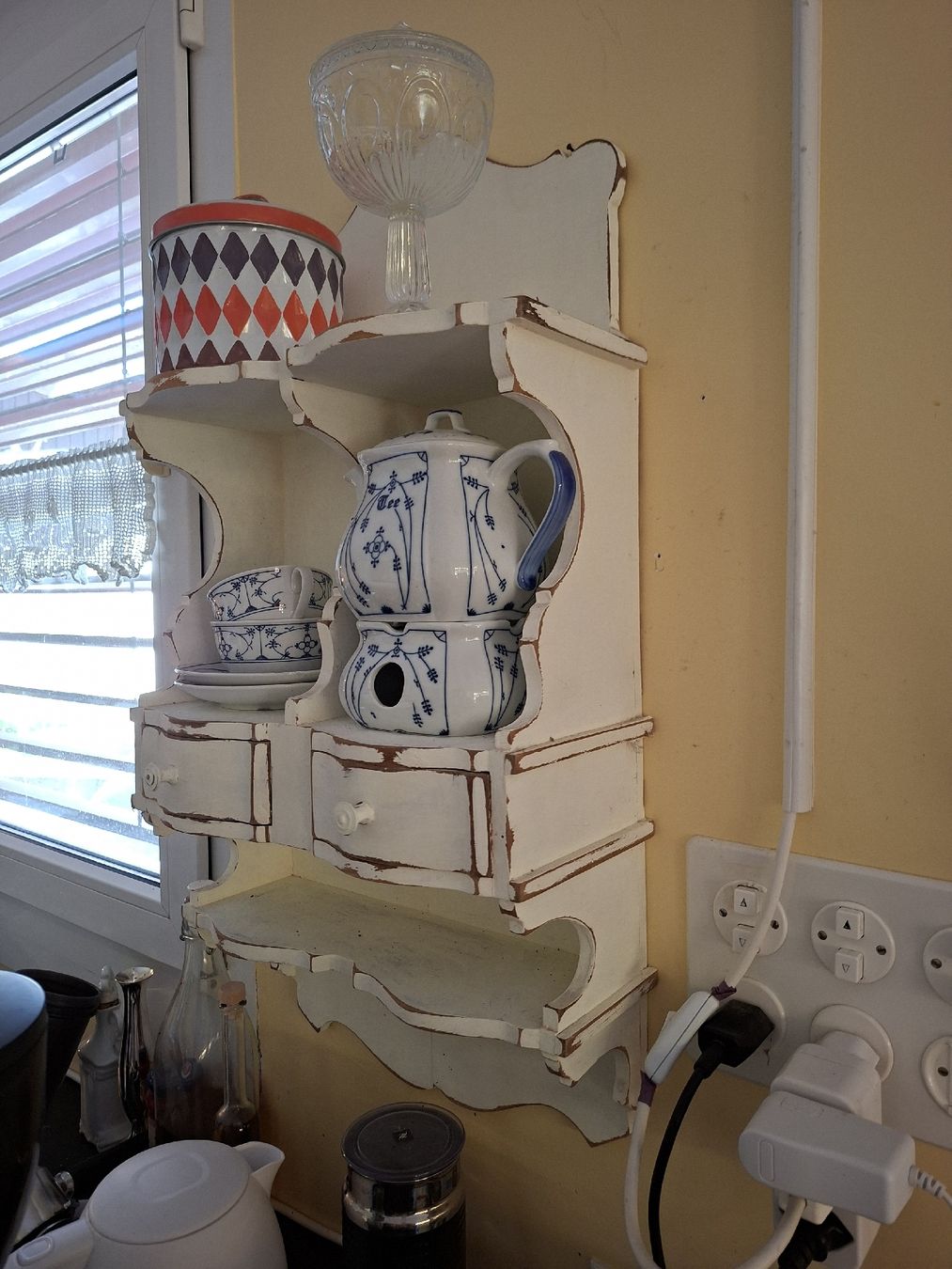 Regale: Shabby Landhaus Regal – Gebraucht aus Meinisberg von MartinaM1972 2