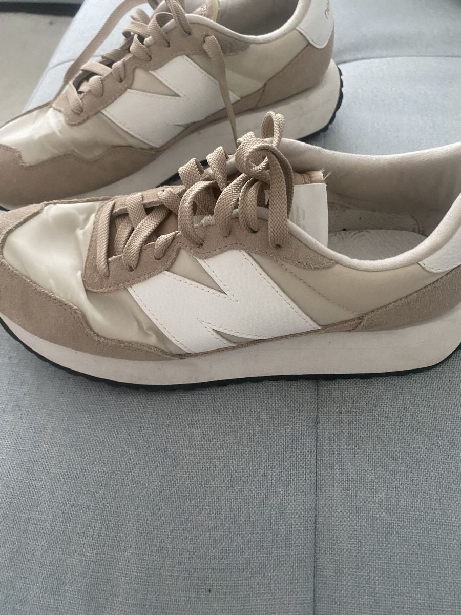 New Balance Scarpe da donna: New balance taille 41,5 – Usato da Brügg BE venduto da nou_8ht9 1