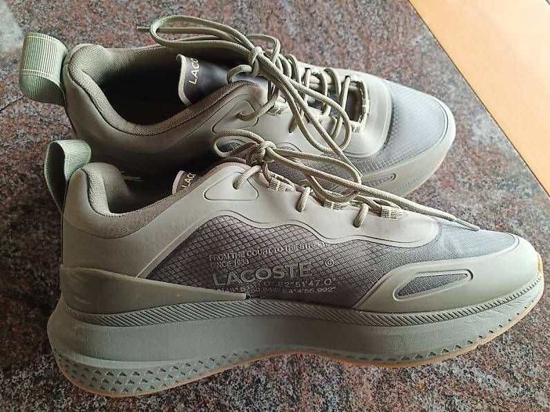 Lacoste Scarpe da uomo: Lacoste Schuhe 46/47 neu – Nuovo (secondo la descrizione) da Bätterkinden venduto da Elefantenzoo