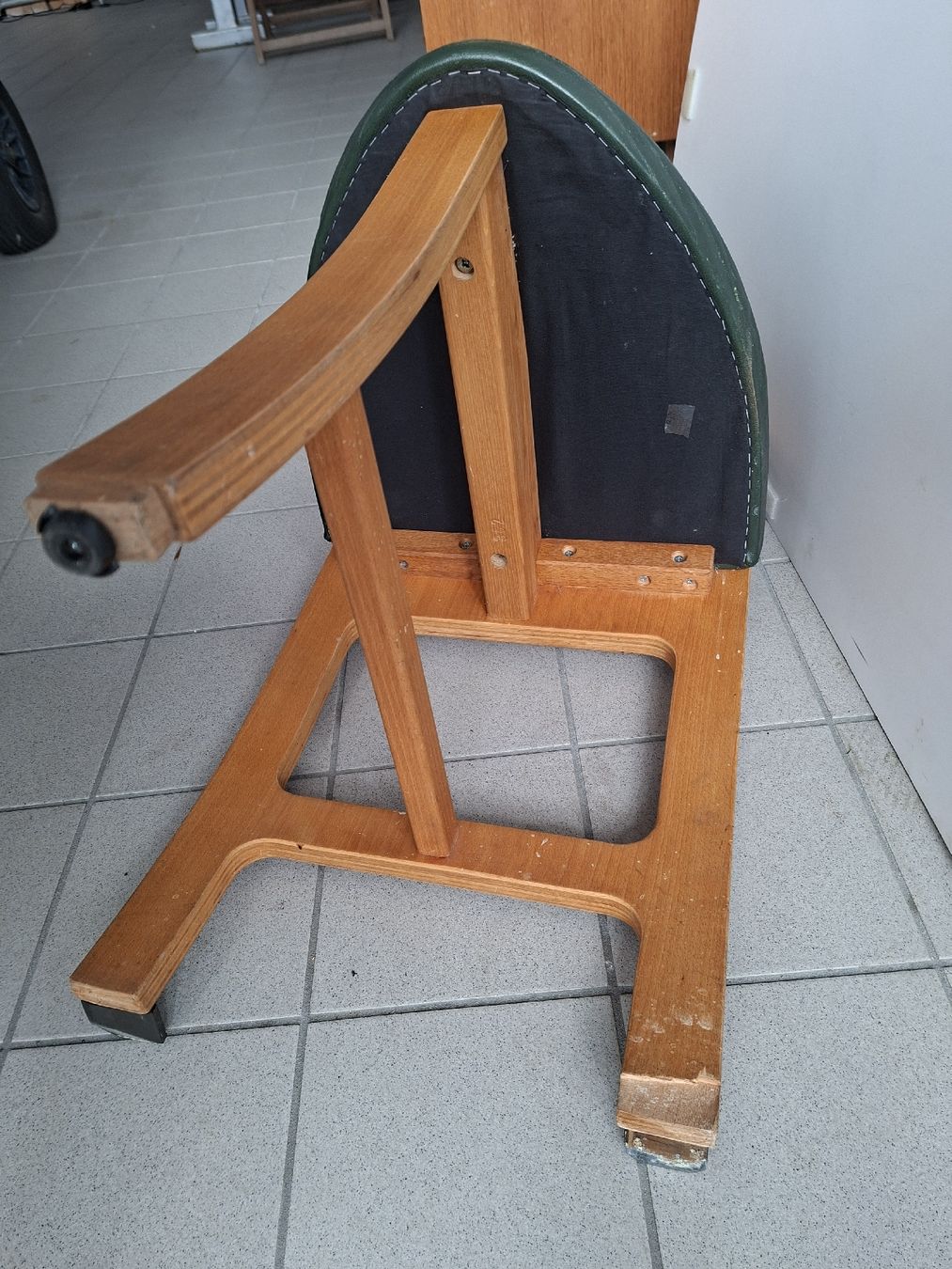 Chaises: 2 Schöpf Stühle – D'occasion à Erlach par silvia3235 5
